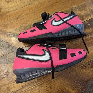 Nike Romaleos 2, Men's 7, Women's 8.5, Hot Pink - Rare, Lifters, Lifting Shoes